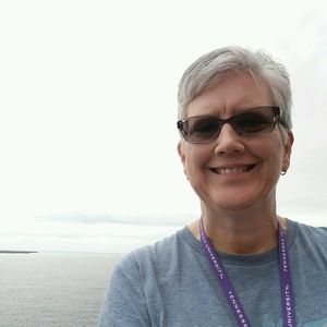 Meet your Posher, Connie